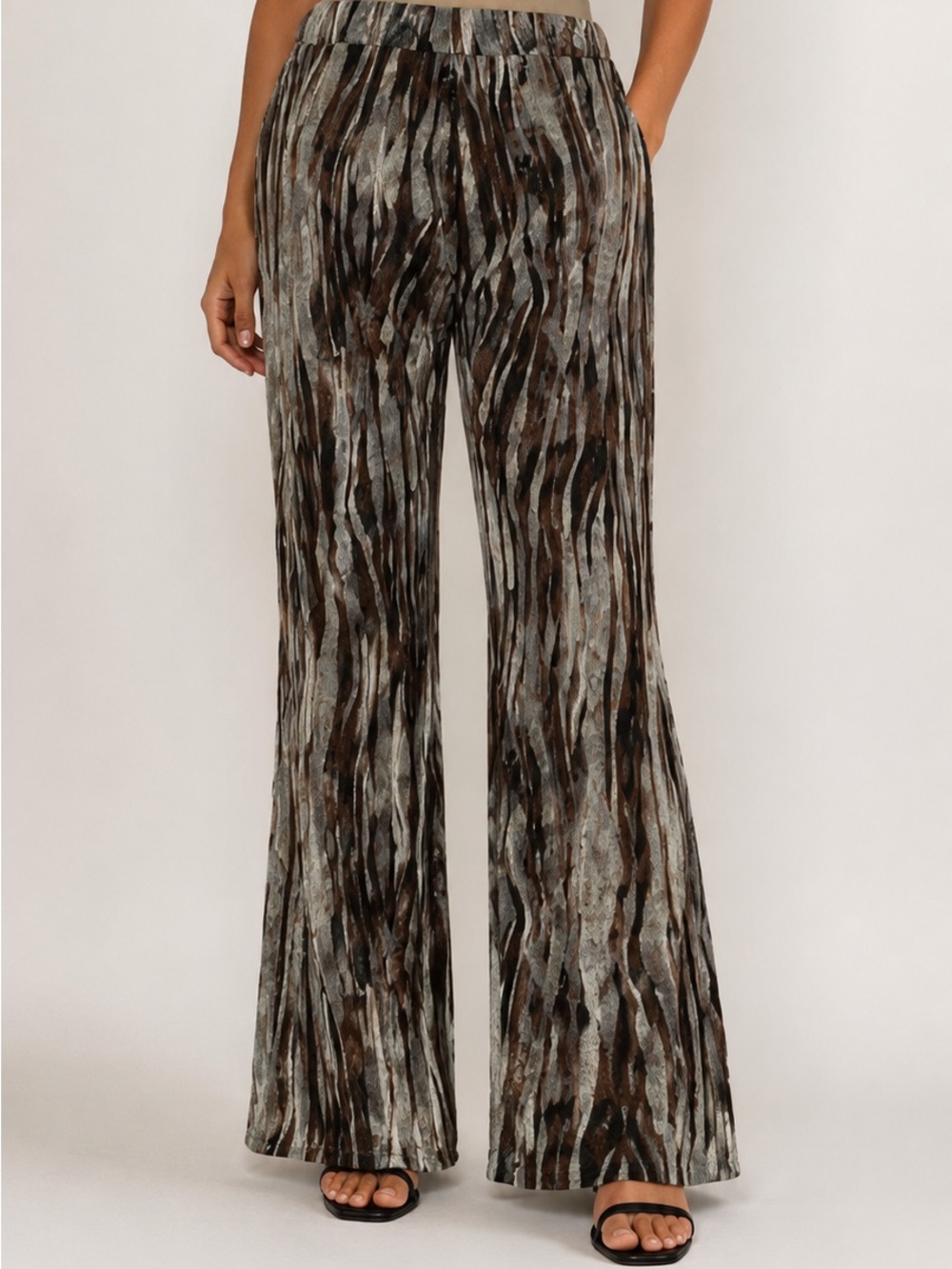 Women's Wide-Leg Palazzo Printed Pants in Brown & Gray
